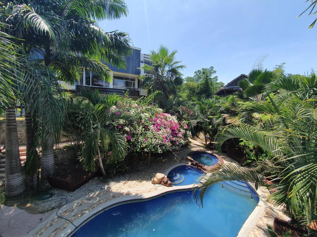 Me Hotel & Villas - Montanita Estates 外观 照片