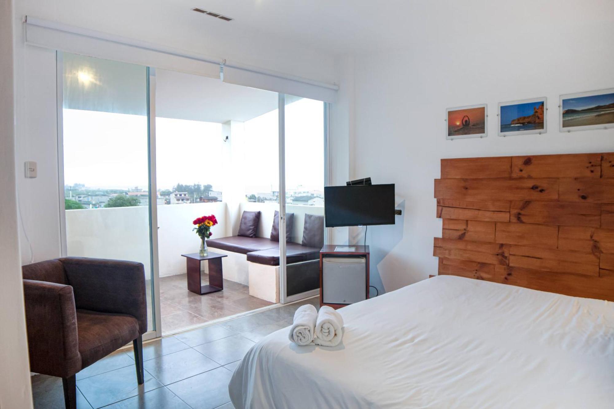 Me Hotel & Villas - Montanita Estates 外观 照片